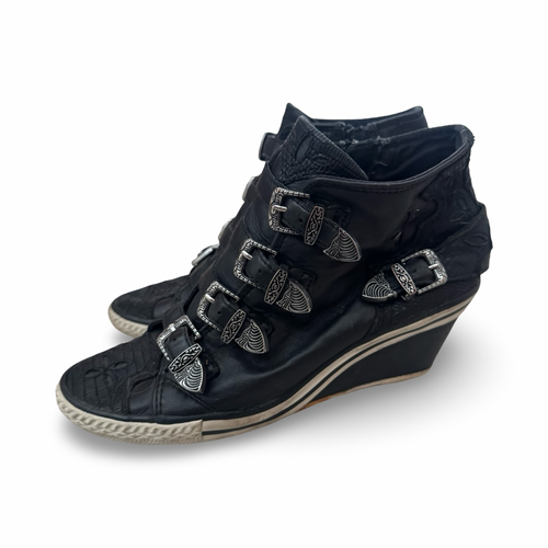 Ash black western buckle wedges